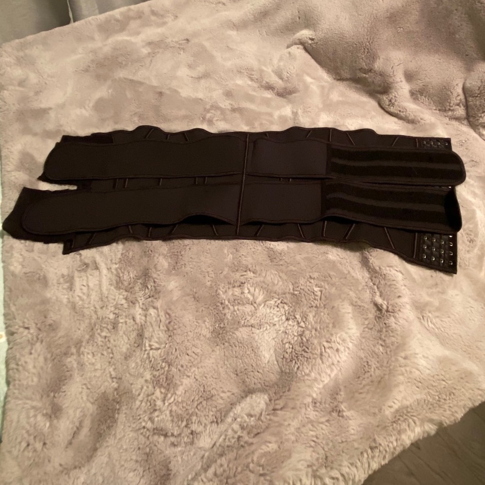 Belt - Picture 3 of 4
